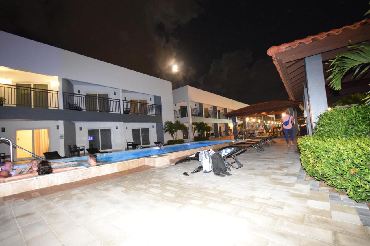 Arena Condos Aruba - Few Steps From Eagle Beach! Palm Beach Ngoại thất bức ảnh