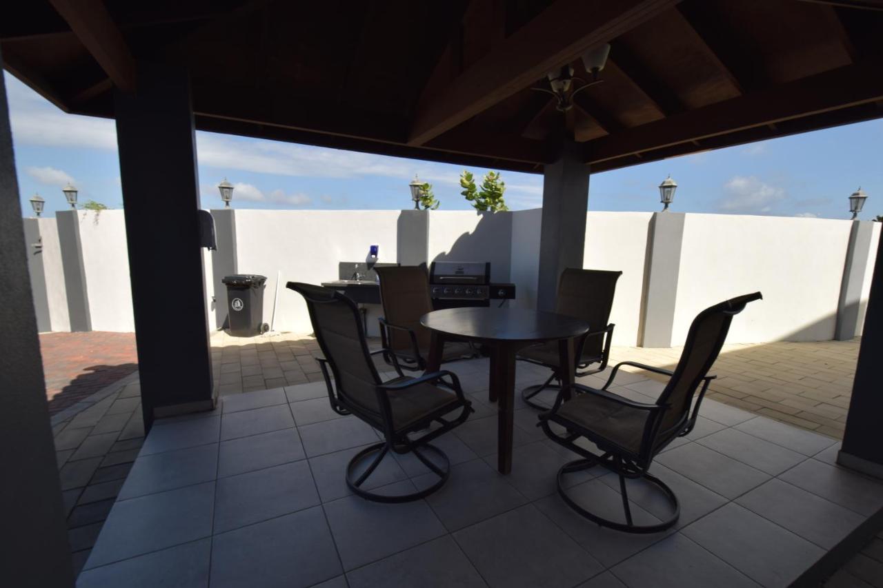 Arena Condos Aruba - Few Steps From Eagle Beach! Palm Beach Ngoại thất bức ảnh